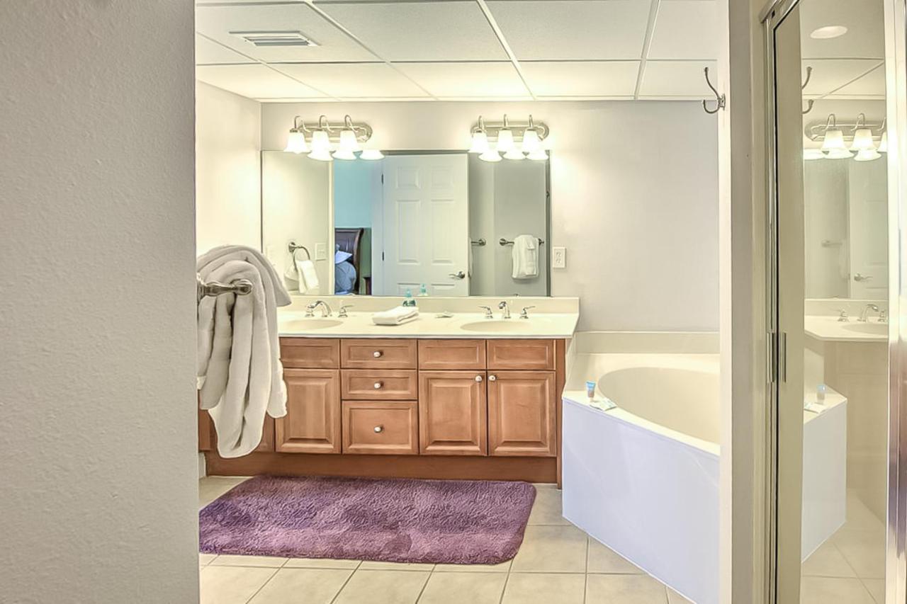 Emerald Beach Resort II Panama City Beach Room photo